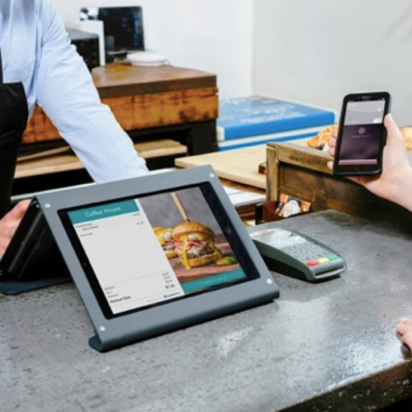Touchbistro has a customer facing display