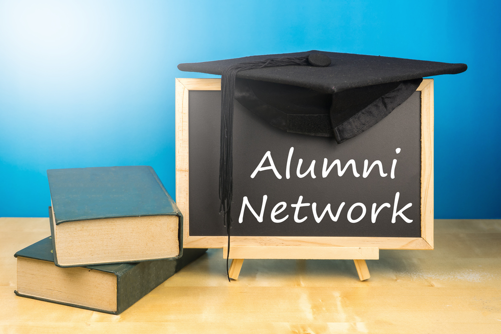 How to Use Your College Alumni Network for Success