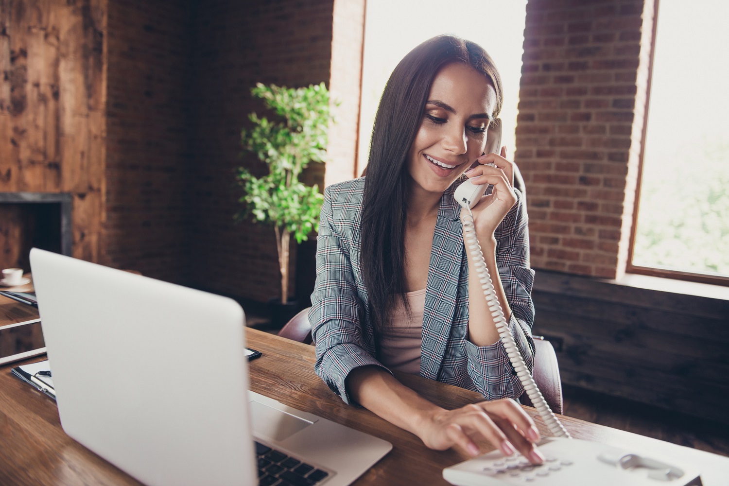 The Benefits of VoIP for Small Businesses 1